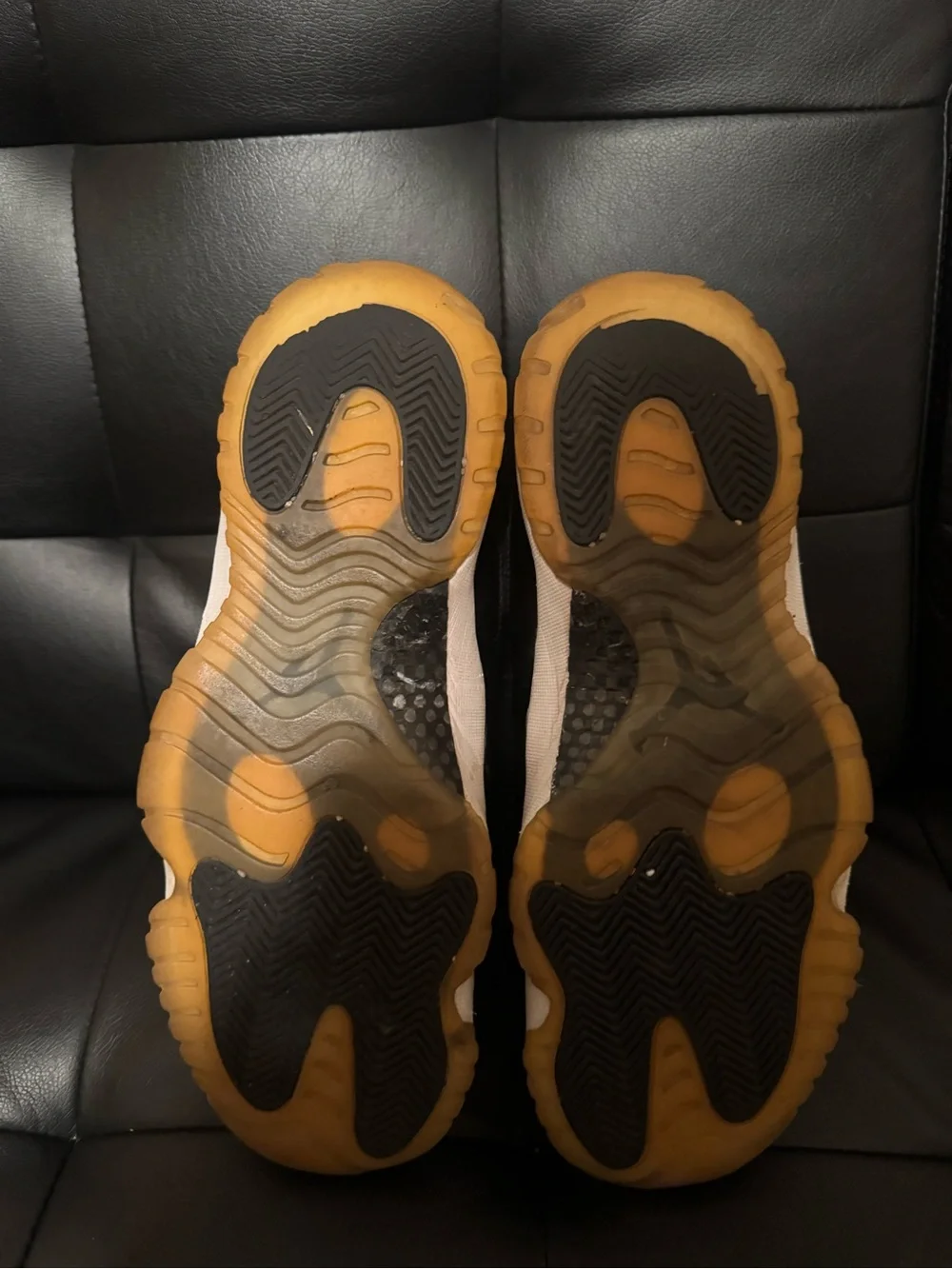 Jordan 11 Low Baron